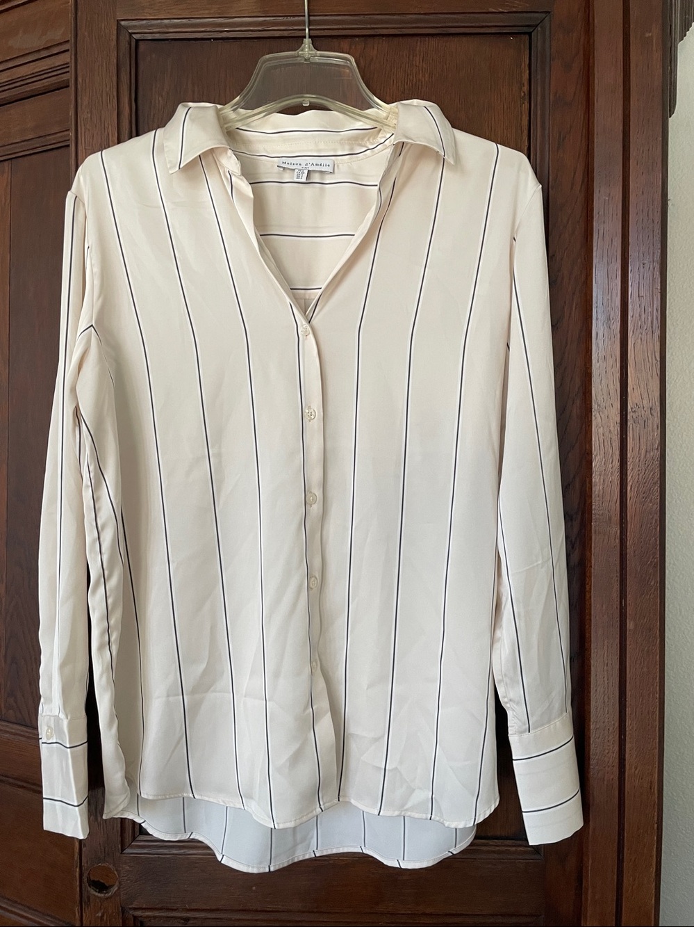 Maison D Amelie-Satin Button Up Blouse Top Ivory/Gray pinstripes NWOT